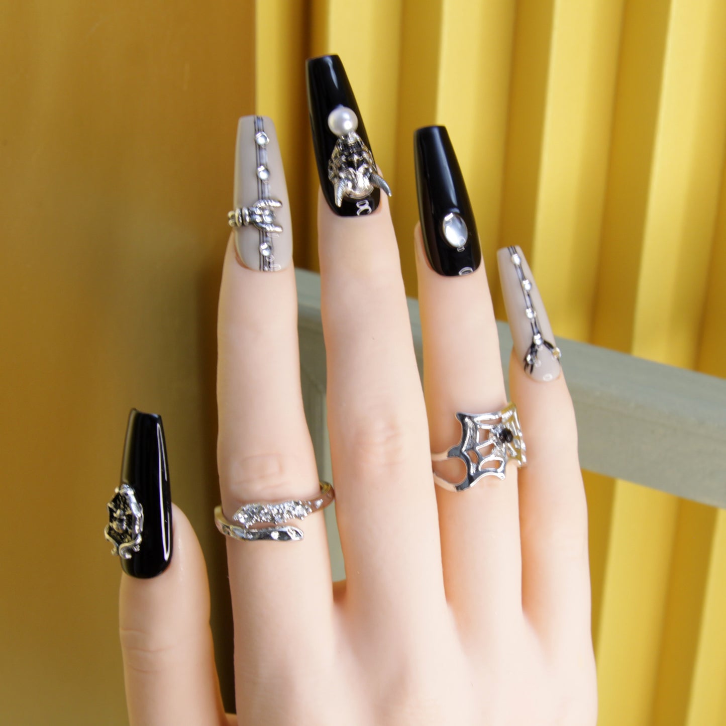 Trend Middle long Black White Mix Color Gothic Punk Rock Press On Nails|Black White Mix ColorNails|Press On Nails|Fake Nails